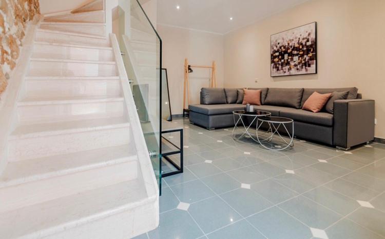 Onar Apartment