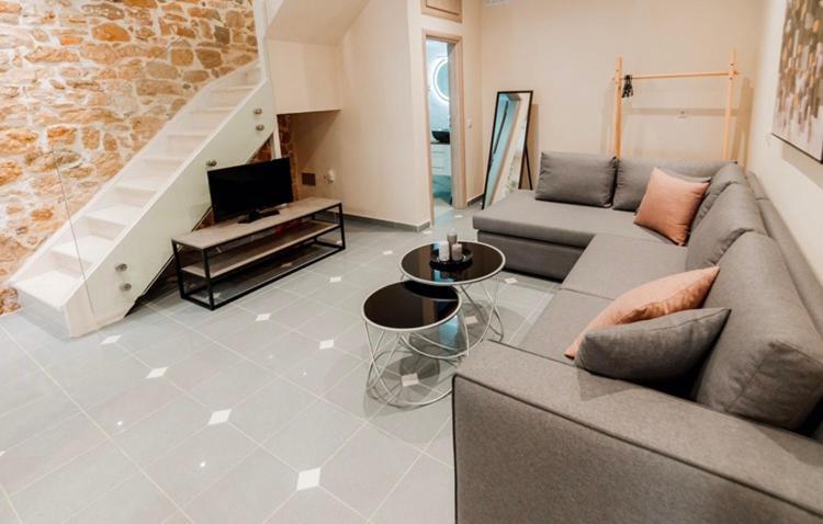 Apartment Onar *